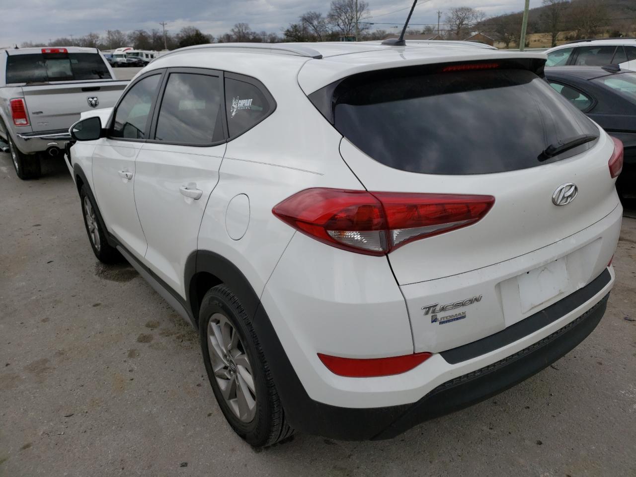 Photo 3 from auction – 2017 HYUNDAI TUCSON LIM with VIN KM8J33A41HU440016