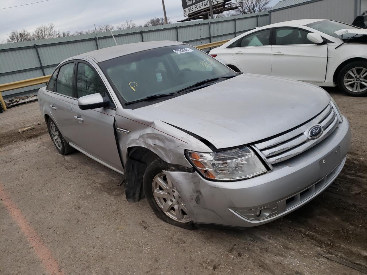 FORD TAURUS SE 2009 with VIN 1FAHP23W69G110393 - Photo from auction