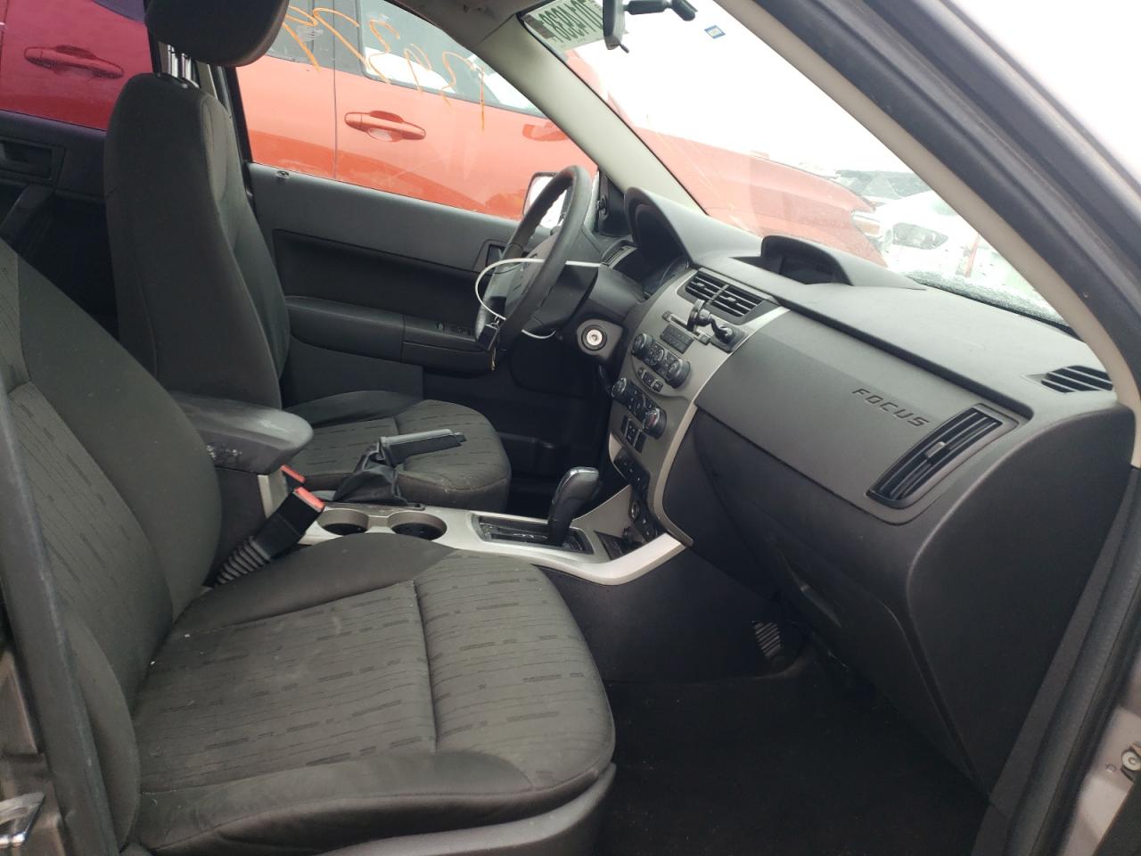 Photo 5 from auction – 2009 FORD FOCUS SE with VIN 1FAHP35N69W148741