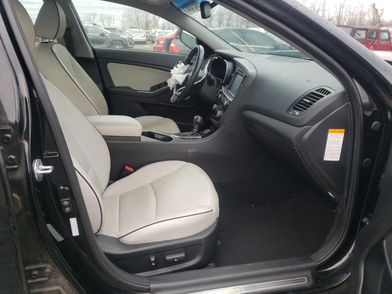 Photo 5 from auction – 2016 KIA OPTIMA HYB with VIN KNAGN4AD4G5092703
