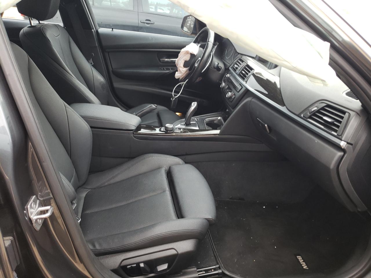 Photo 5 from auction – 2015 BMW 320 I with VIN WBA3B1G52FNT07970