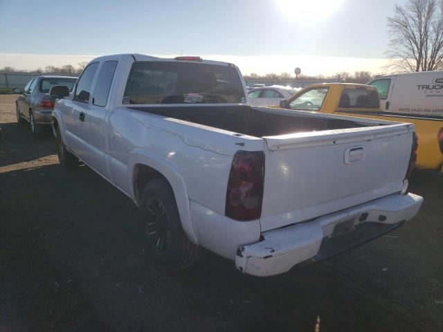 Photo 3 from auction – 2004 CHEVROLET SILVERADO with VIN 1GCEC19XX4Z329972