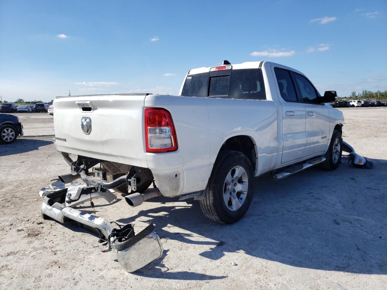 Photo 4 from auction – 2019 RAM 1500 BIG H with VIN 1C6RREBT9KN683198