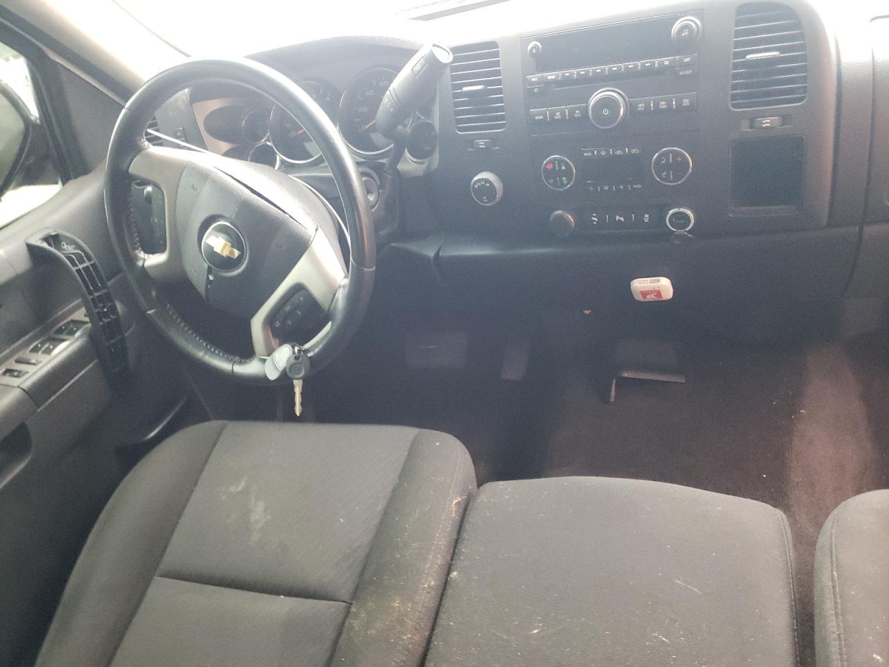 Photo 9 from auction – 2013 CHEVROLET SILVERADO with VIN 3GCPKSE70DG315862
