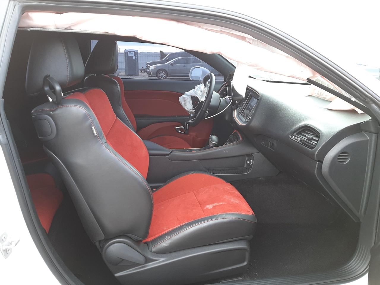 Photo 5 from auction – 2018 DODGE CHALLENGER with VIN 2C3CDZFJ6JH208875