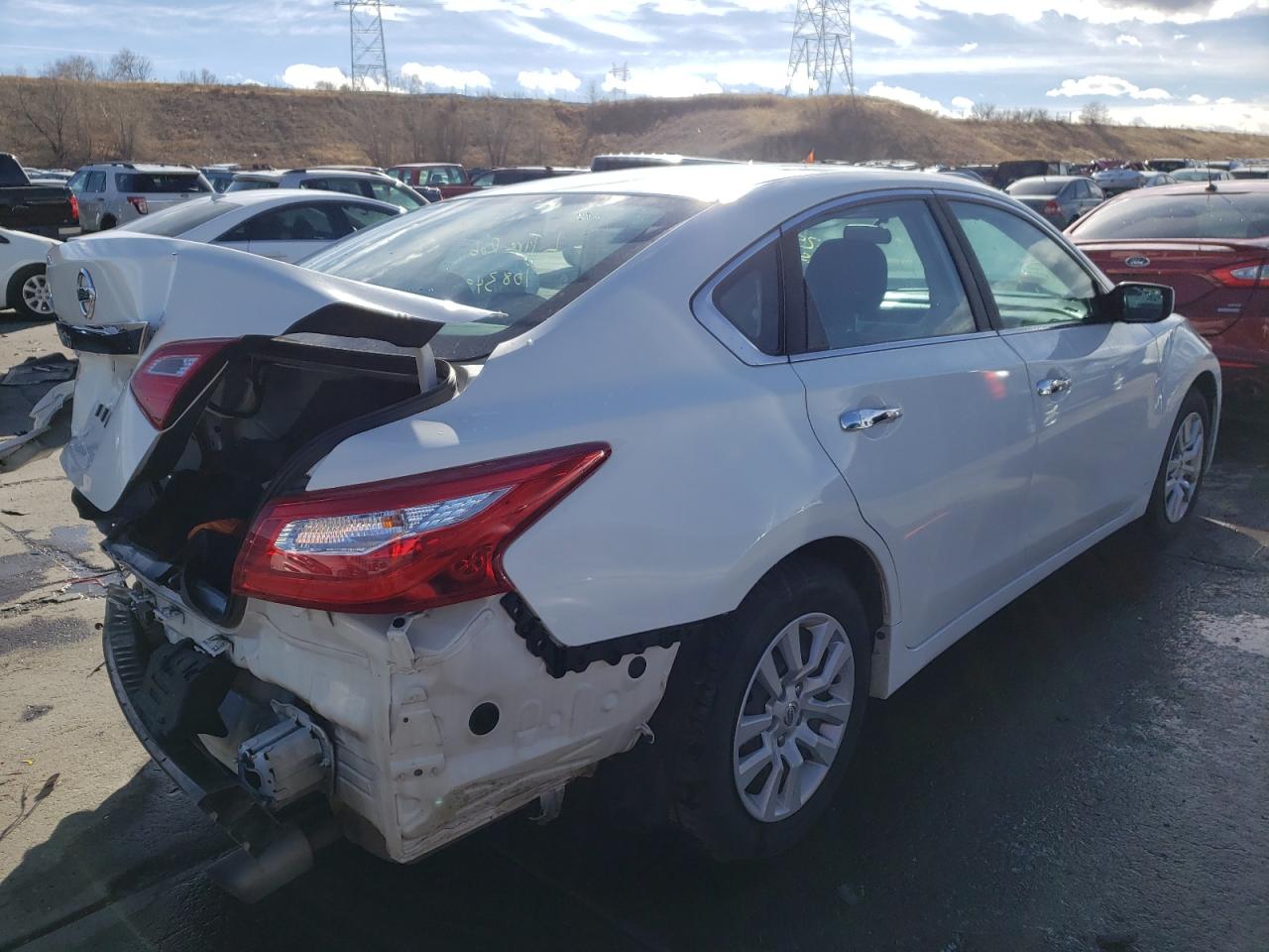 Photo 4 from auction – 2016 NISSAN ALTIMA 2.5 with VIN 1N4AL3AP2GN358132