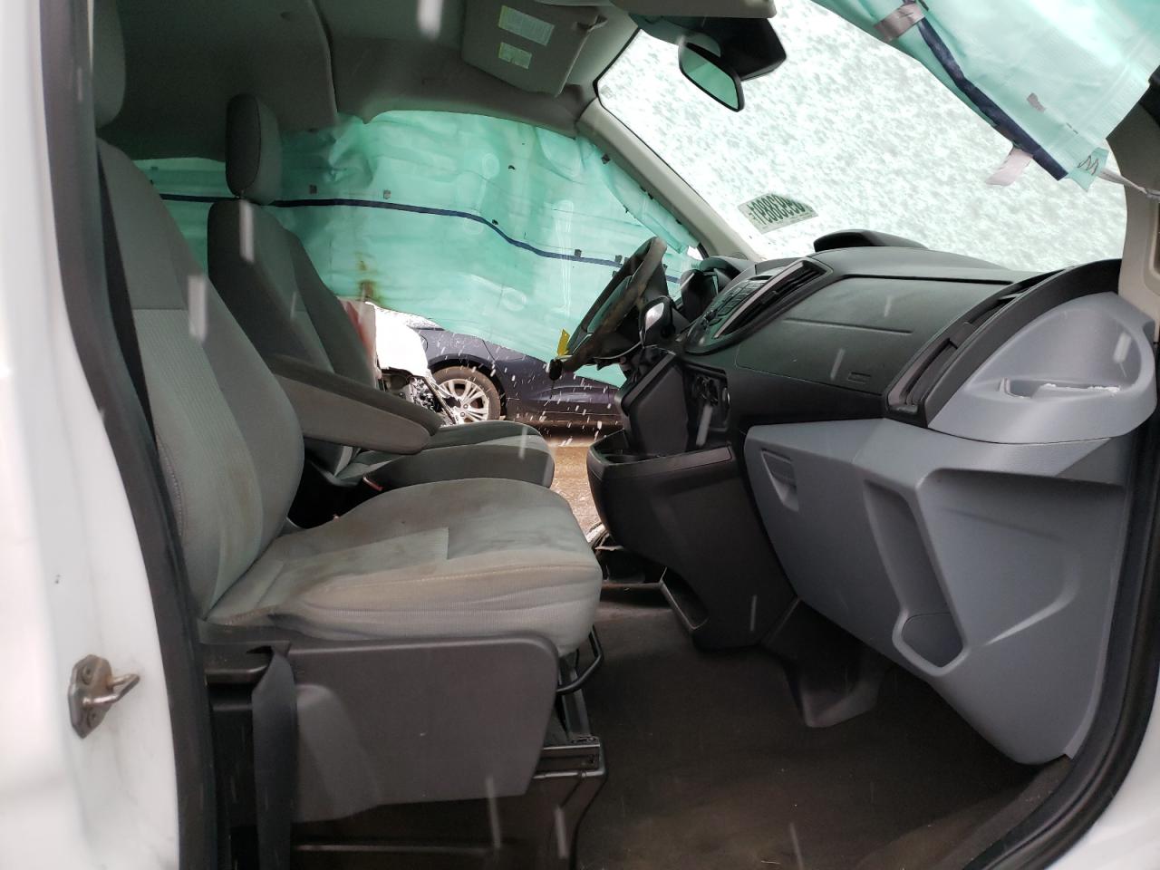 Photo 5 from auction – 2015 FORD TRANSIT T- with VIN 1FBZX2ZM8FKA33589