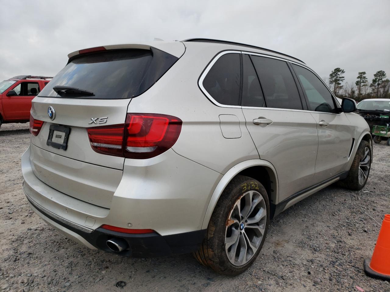 Photo 4 from auction – 2015 BMW X5 XDRIVE3 with VIN 5UXKR0C54F0K65145