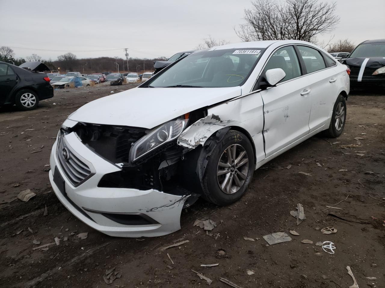 Photo 2 from auction – 2016 HYUNDAI SONATA SE with VIN 5NPE24AF5GH319451