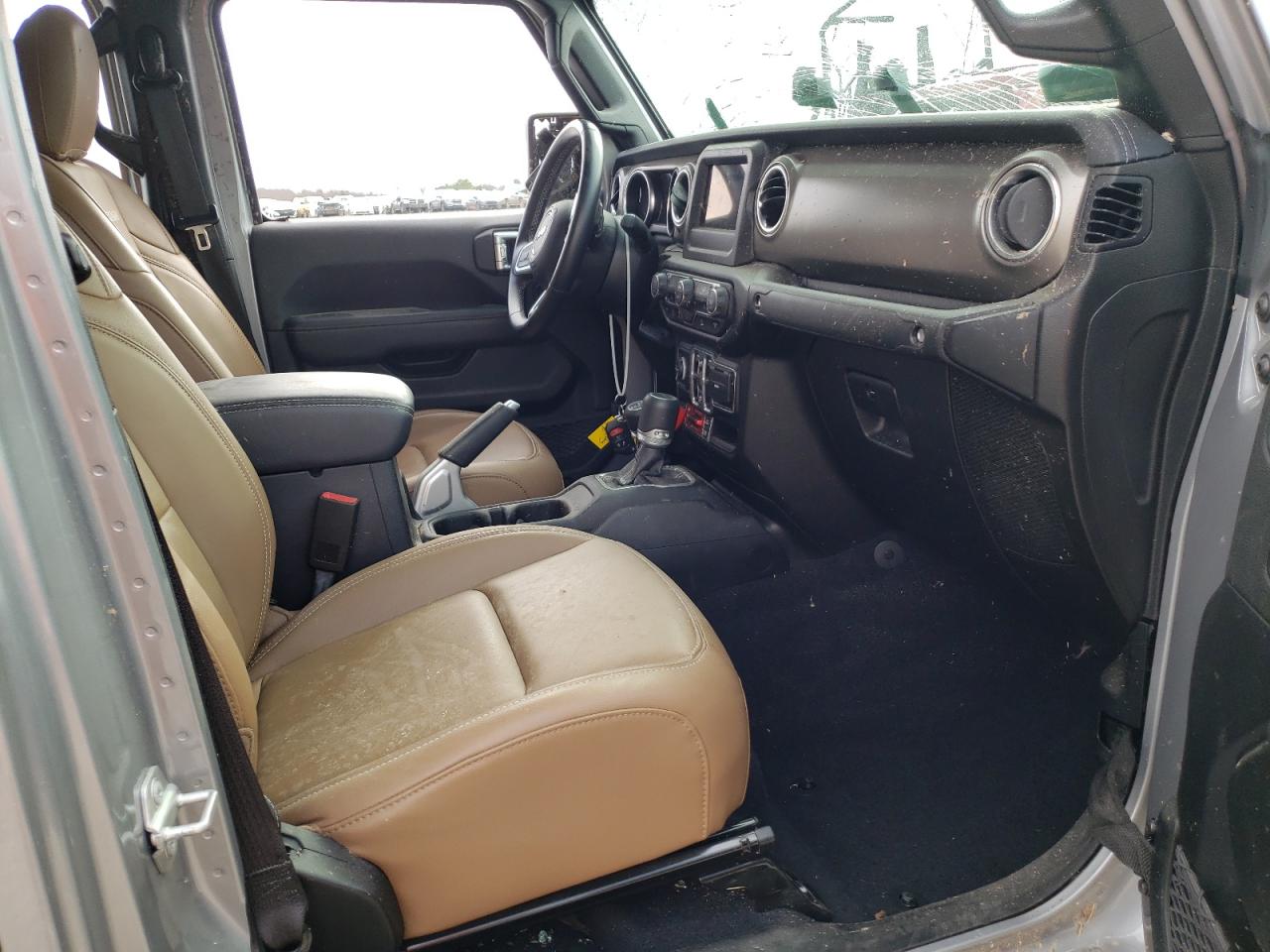 Photo 5 from auction – 2020 JEEP GLADIATOR with VIN 1C6JJTBG6LL168779