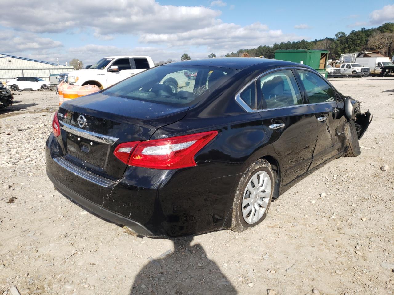 Photo 4 from auction – 2017 NISSAN ALTIMA 2.5 with VIN 1N4AL3AP8HC199596