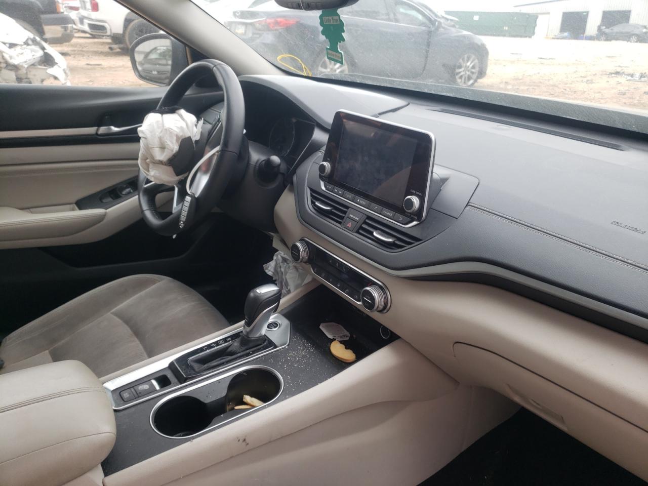 Photo 9 from auction – 2019 NISSAN ALTIMA SV with VIN 1N4BL4DV8KC138616