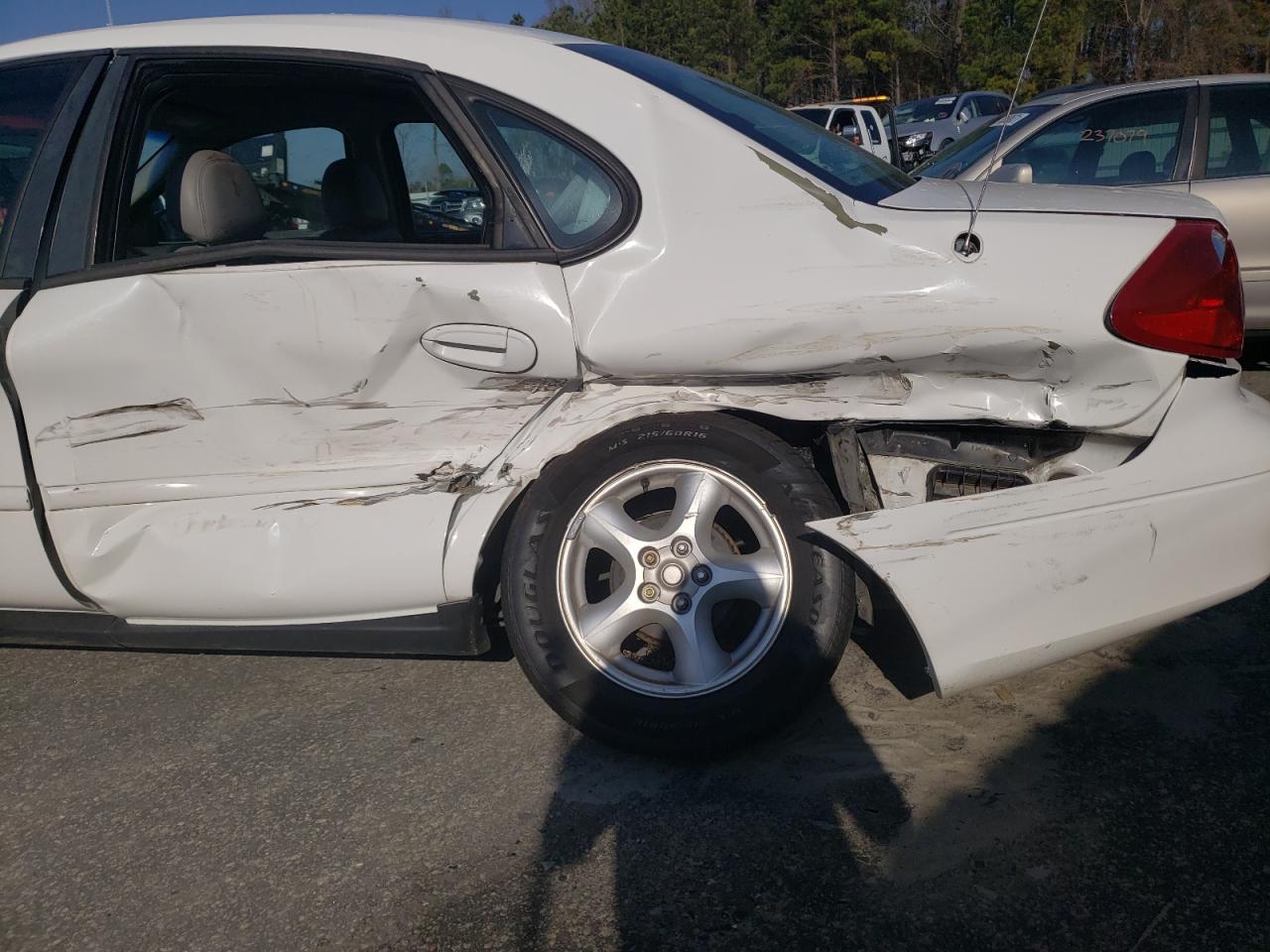 Photo 10 from auction – 2002 FORD TAURUS SES with VIN 1FAFP55U62A196981