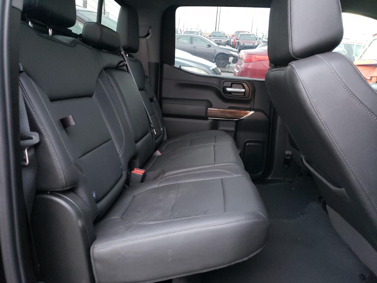 Photo 6 from auction – 2021 CHEVROLET SILVERADO with VIN 1GCUYEED2MZ368894