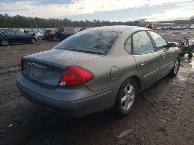 Foto 4 de la subasta – 2001 FORD TAURUS SES con VIN 1FAFP55U01G186166