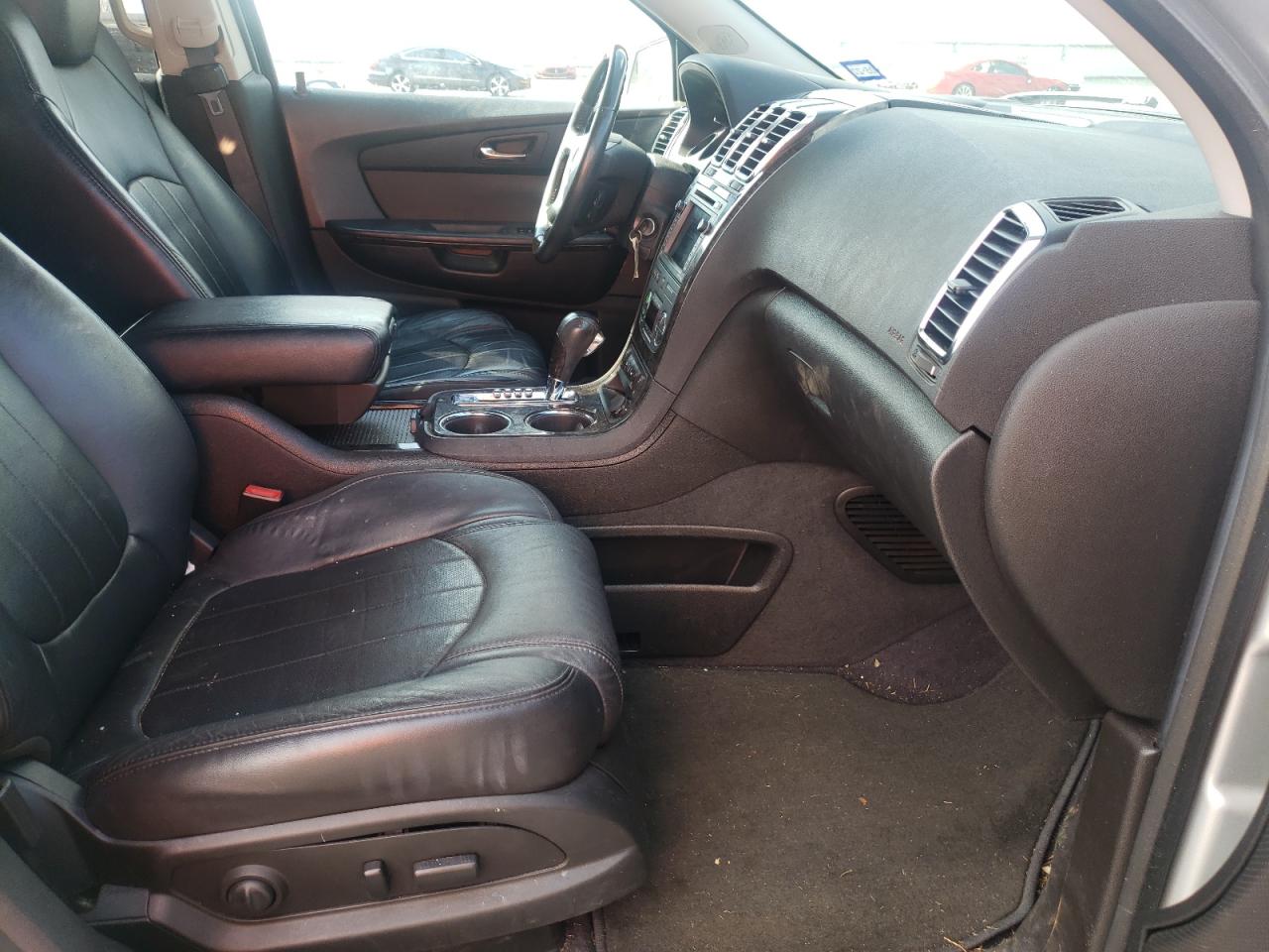 Photo 5 from auction – 2012 GMC ACADIA DEN with VIN 1GKKRTED4CJ200605
