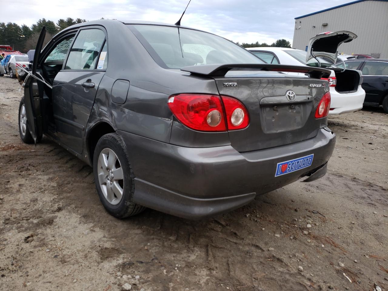 Photo 3 from auction – 2005 TOYOTA COROLLA CE with VIN 2T1BR32E65C555797