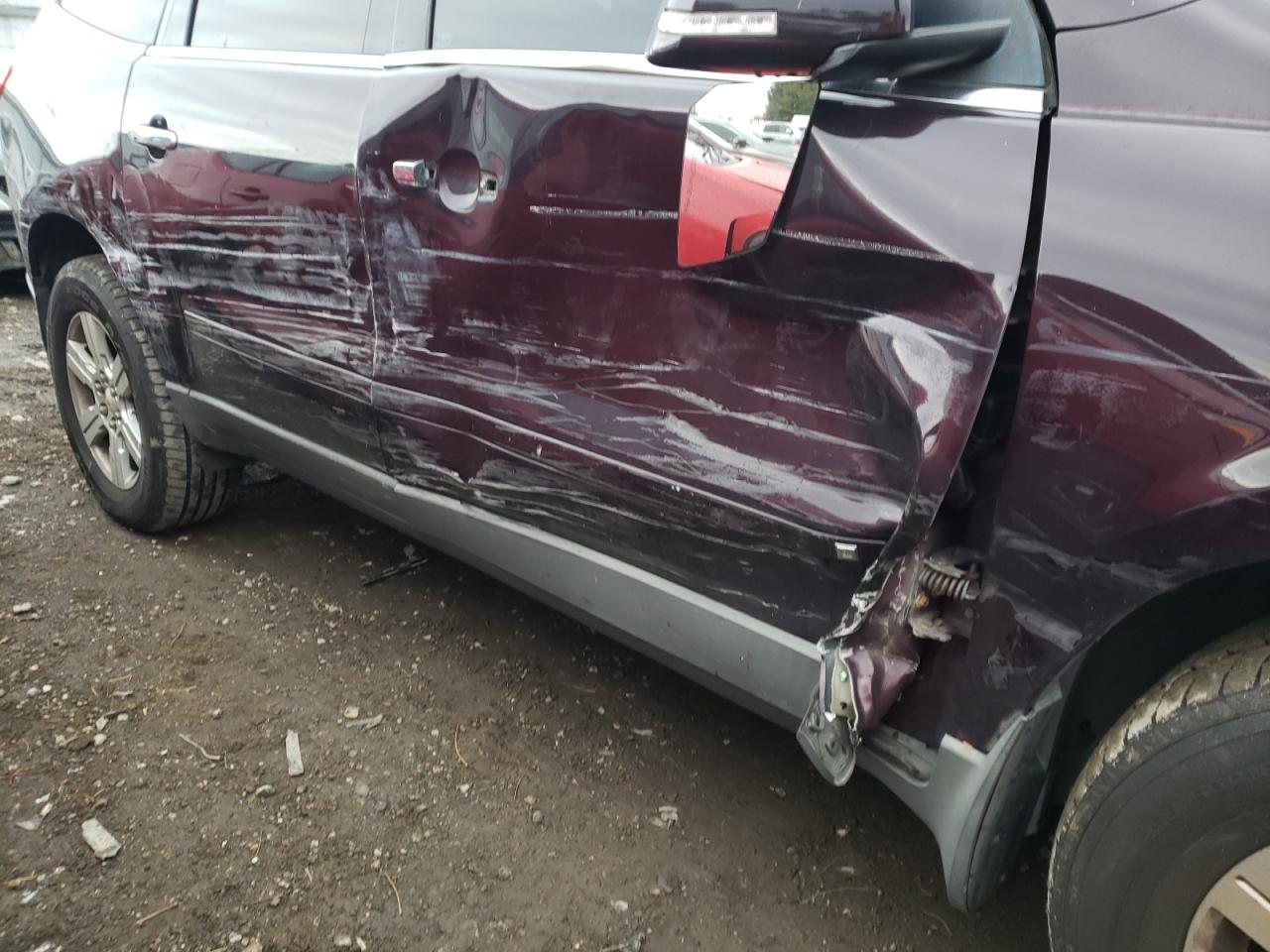 Photo 9 from auction – 2010 CHEVROLET TRAVERSE L with VIN 1GNLVFED8AS154255