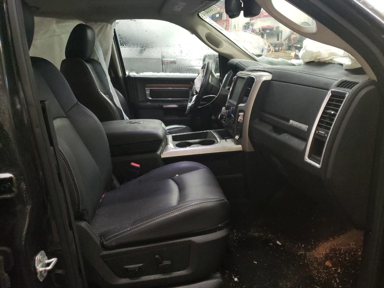 Photo 5 from auction – 2017 RAM 1500 LARAM with VIN 1C6RR7VT0HS529898