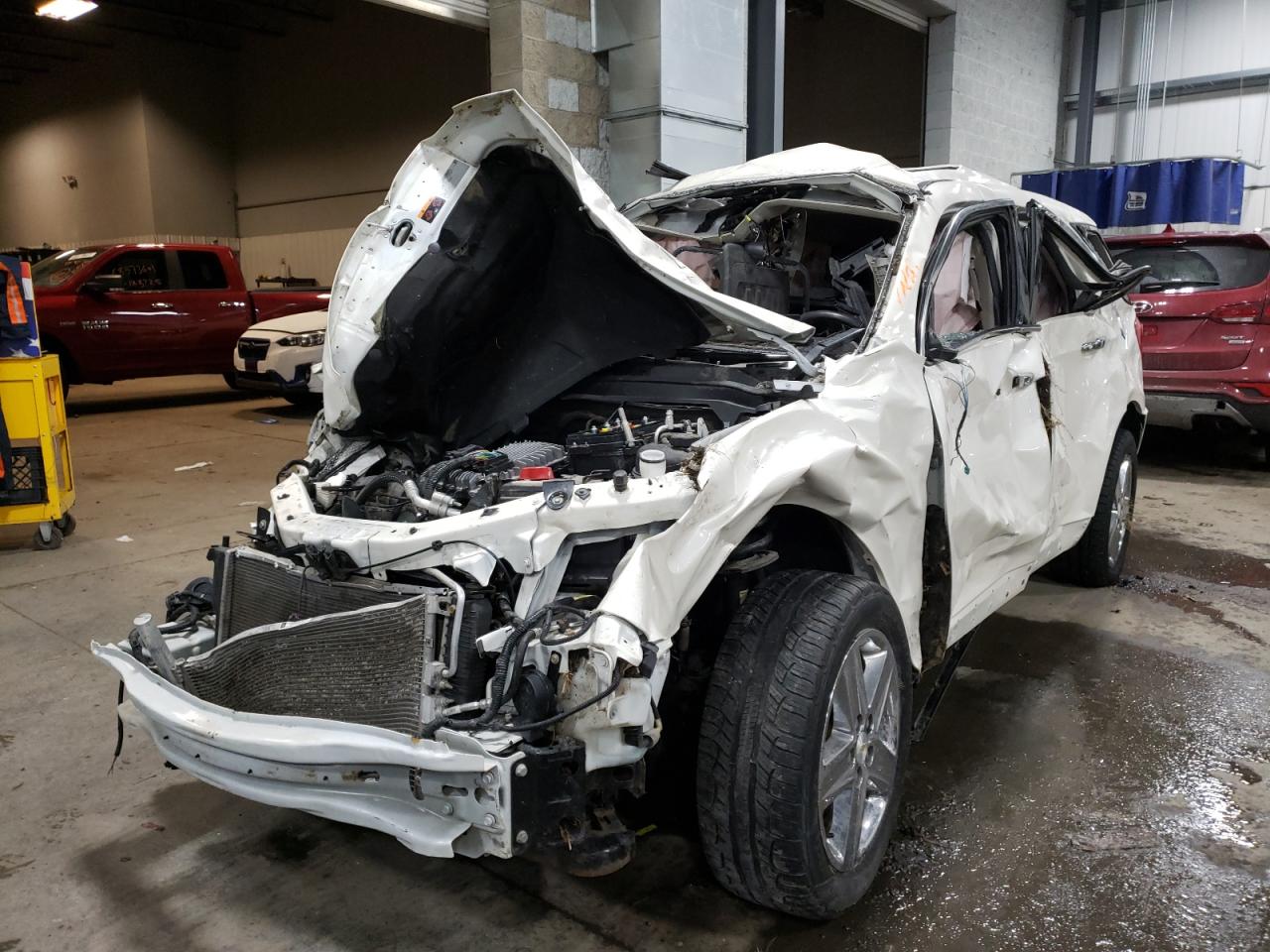 Photo 2 from auction – 2015 CHEVROLET EQUINOX LT with VIN 1GNFLHEK1FZ122341