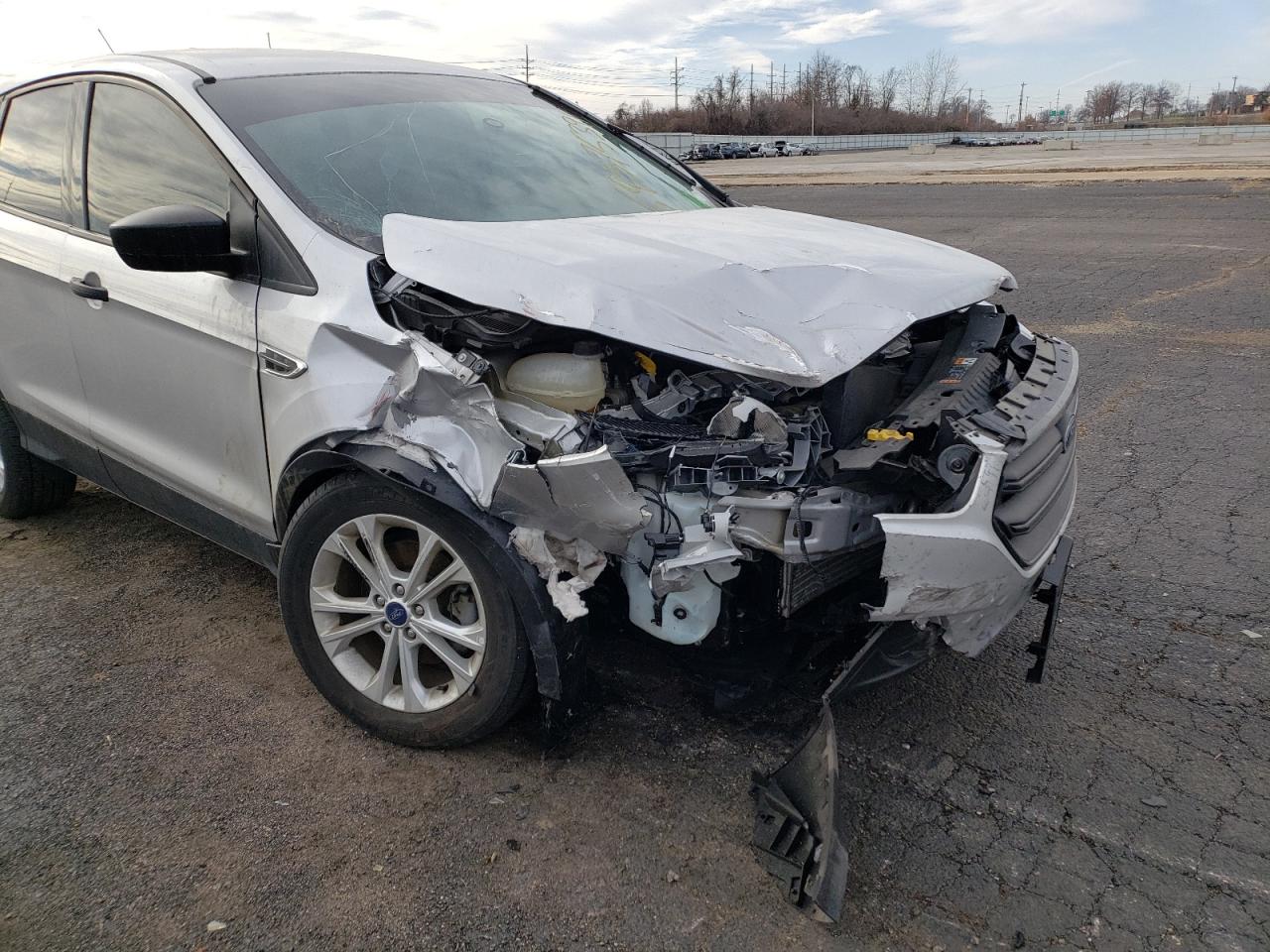 Photo 9 from auction – 2018 FORD ESCAPE S with VIN 1FMCU0F73JUA07679