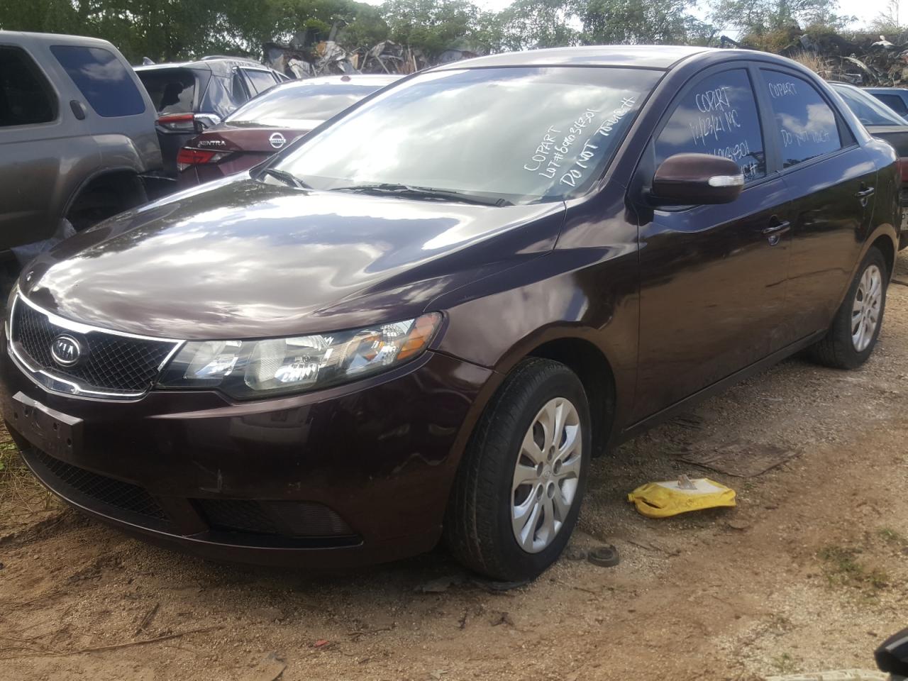 Photo 2 from auction – 2010 KIA FORTE EX with VIN KNAFU4A22A5231991
