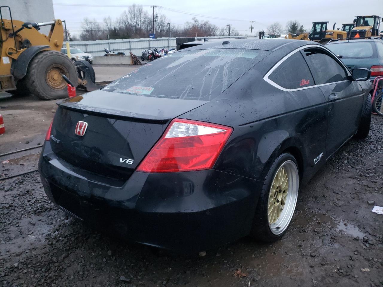Photo 4 from auction – 2010 HONDA ACCORD EXL with VIN 1HGCS2B85AA008307