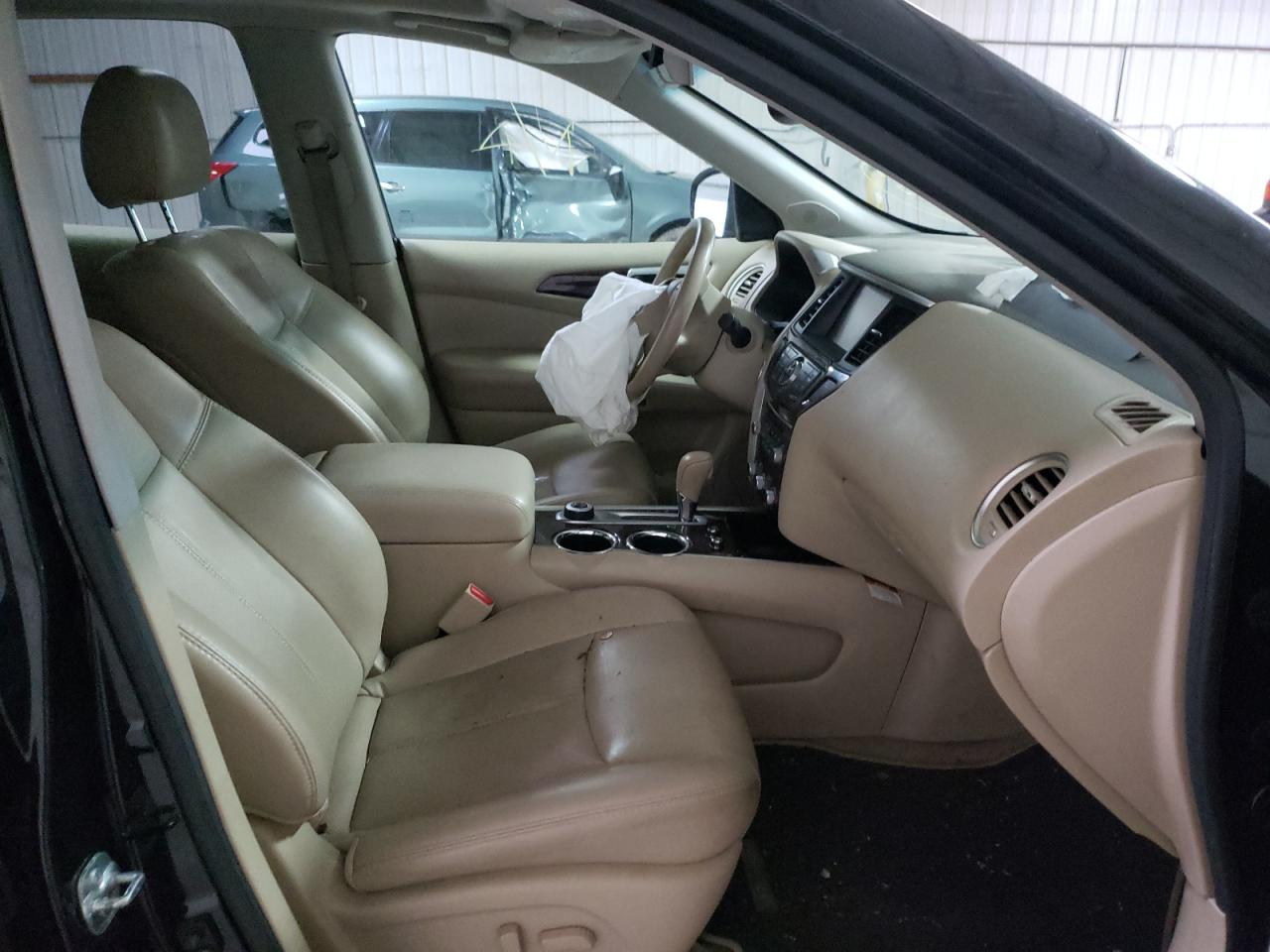 Photo 5 from auction – 2015 NISSAN PATHFINDER with VIN 5N1AR2MM2FC603540
