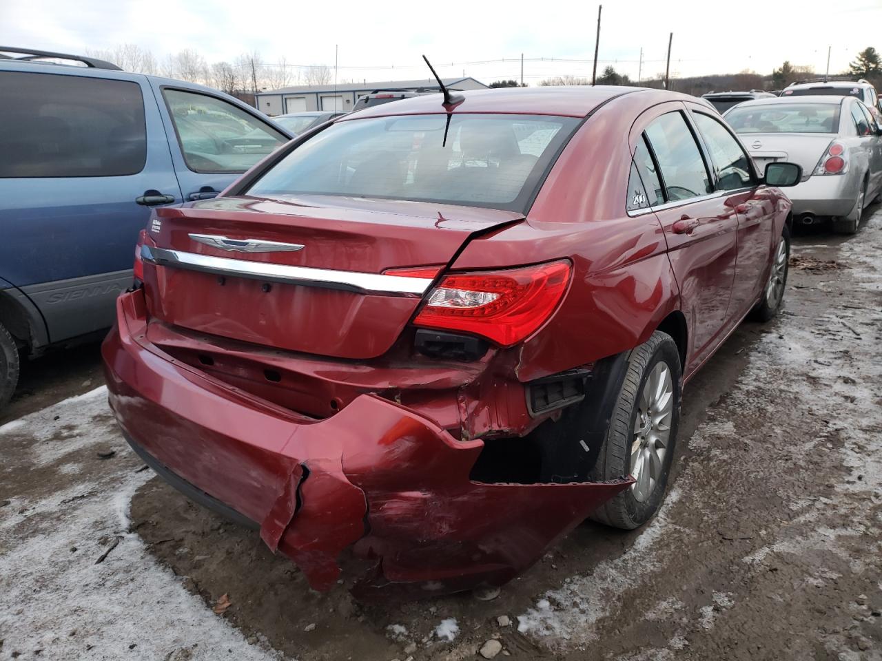 Photo 4 from auction – 2014 CHRYSLER 200 LX with VIN 1C3CCBAB2EN212946