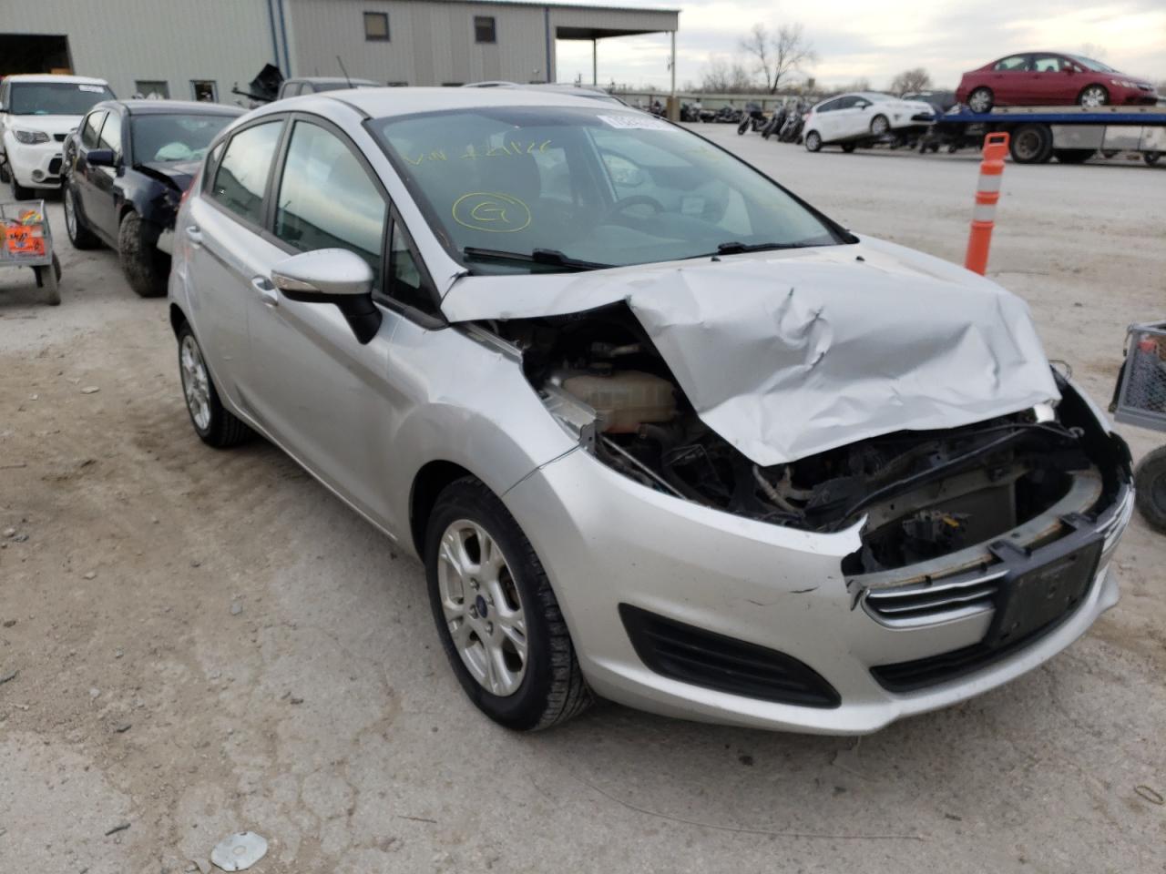 FORD FIESTA SE 2014 with VIN 3FADP4EJ0EM221176 - Photo from auction