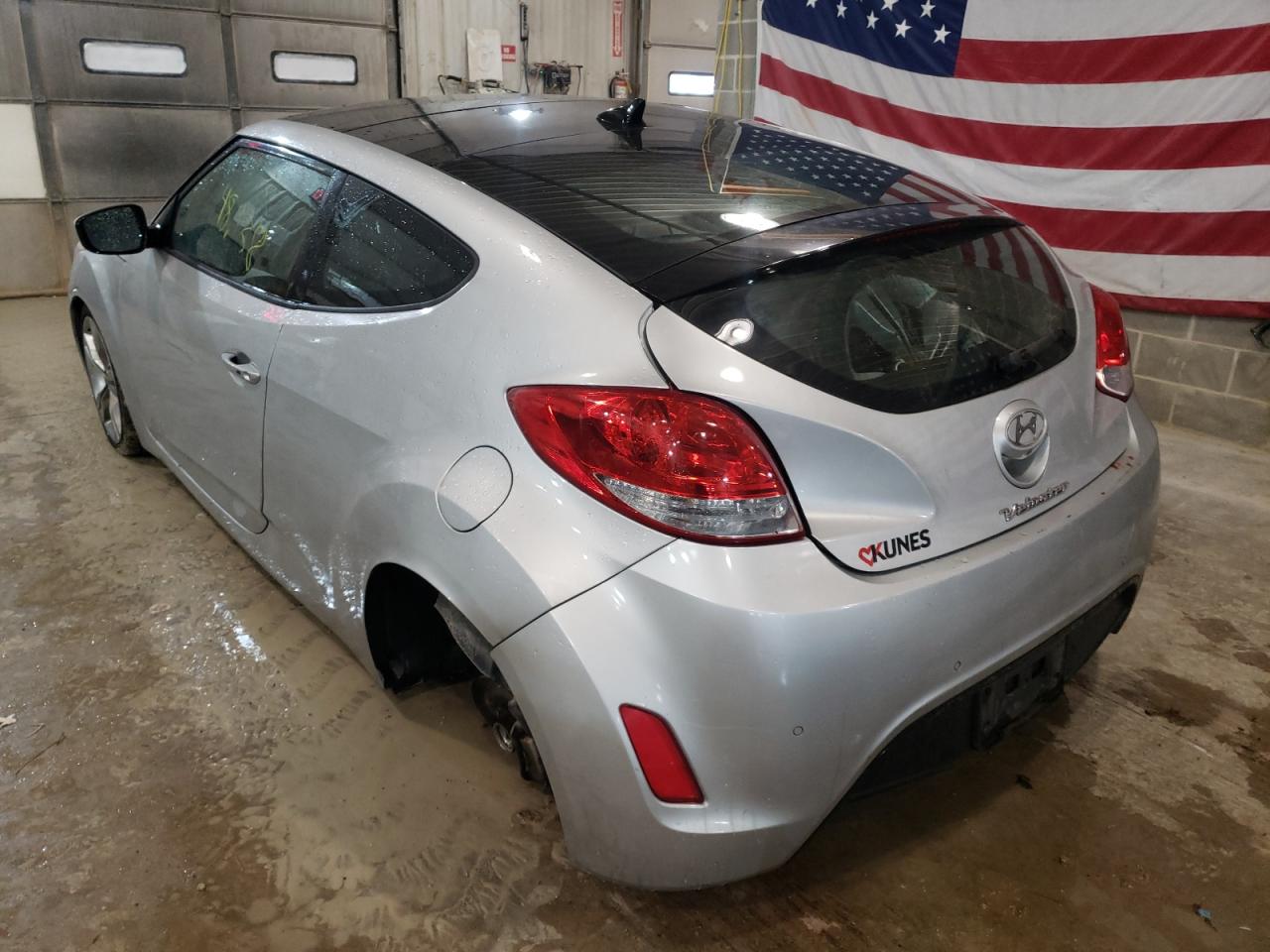 Photo 3 from auction – 2012 HYUNDAI VELOSTER with VIN KMHTC6AD9CU054169