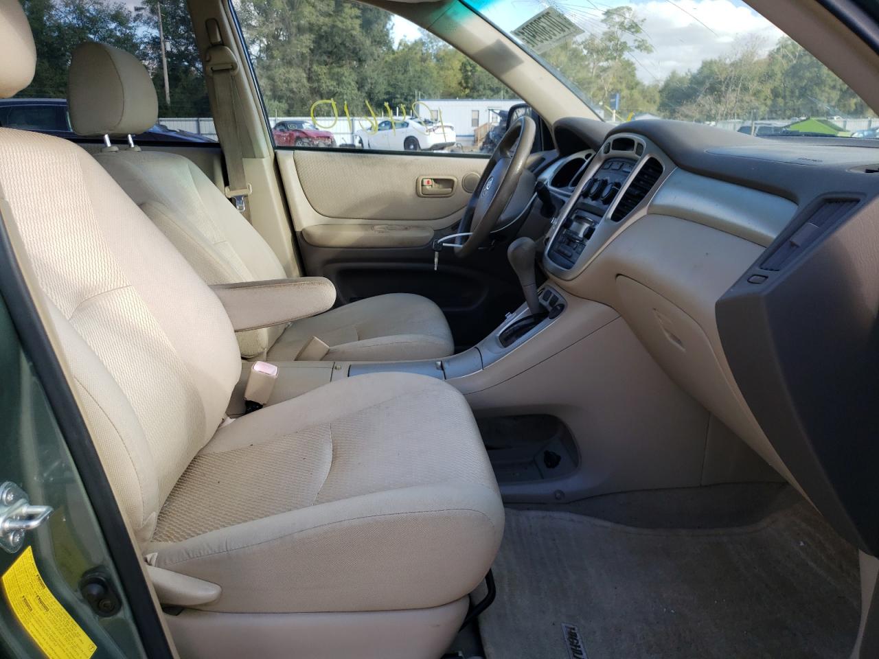 Photo 5 from auction – 2005 TOYOTA HIGHLANDER with VIN JTEGP21A850073813