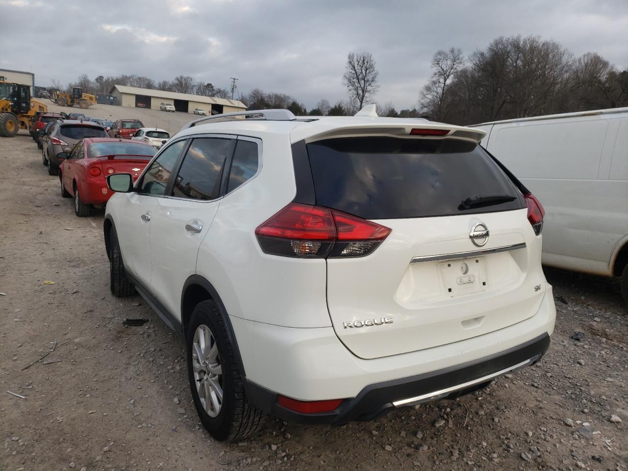 Photo 3 from auction – 2017 NISSAN ROGUE S with VIN KNMAT2MT3HP539033