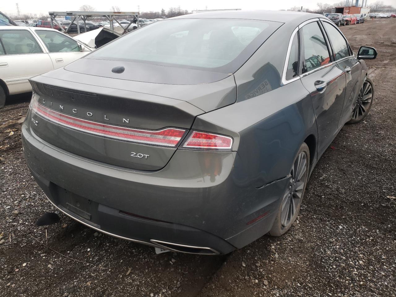 Photo 4 from auction – 2017 LINCOLN MKZ RESERV with VIN 3LN6L5E96HR612992