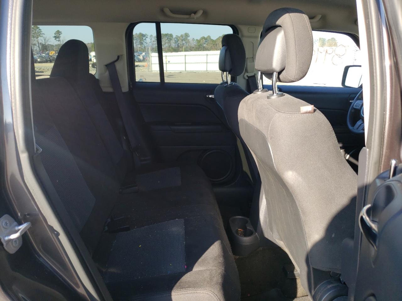 Photo 6 from auction – 2016 JEEP PATRIOT SP with VIN 1C4NJPBA5GD601764