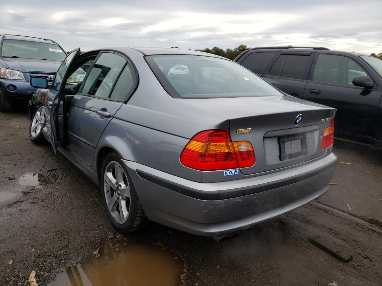 Photo 3 from auction – 2004 BMW 325 XI with VIN WBAEU334X4PR07147