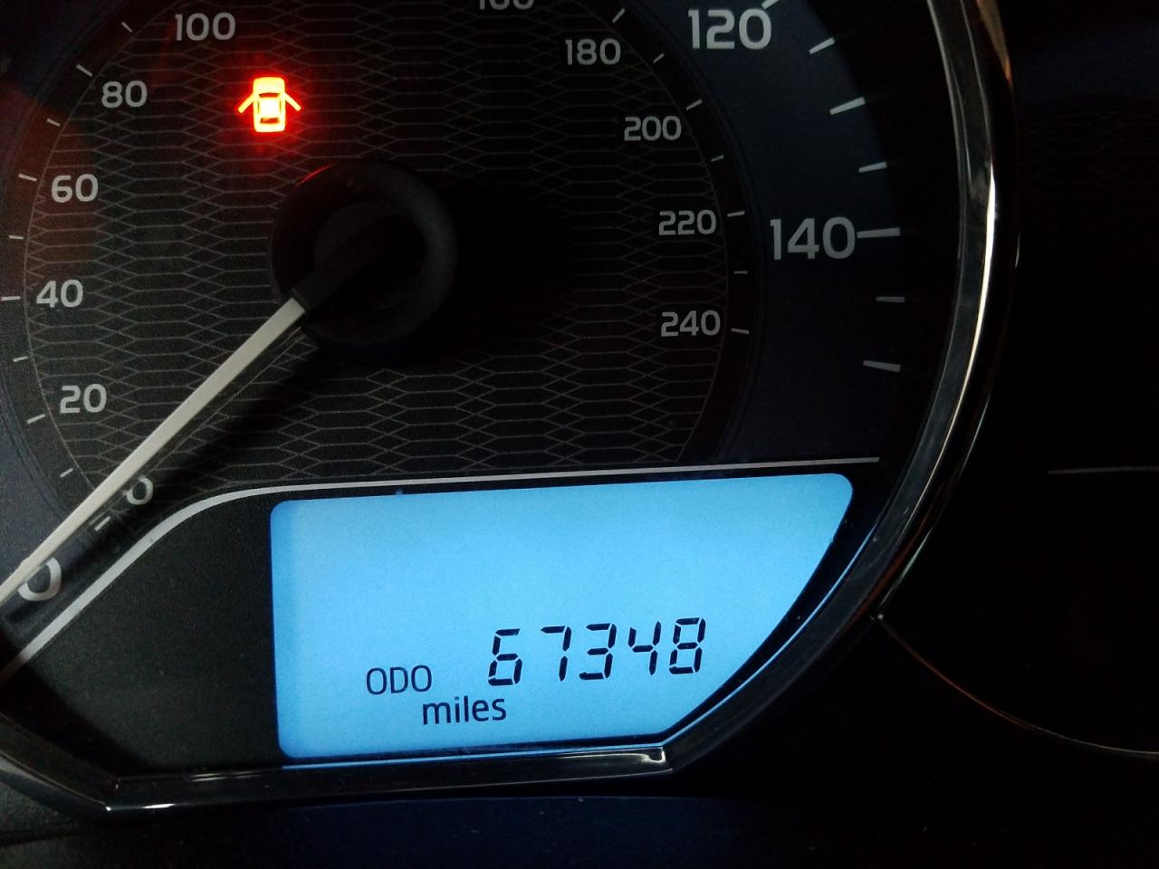 Photo 8 from auction – 2015 TOYOTA COROLLA L with VIN 2T1BURHE6FC447075