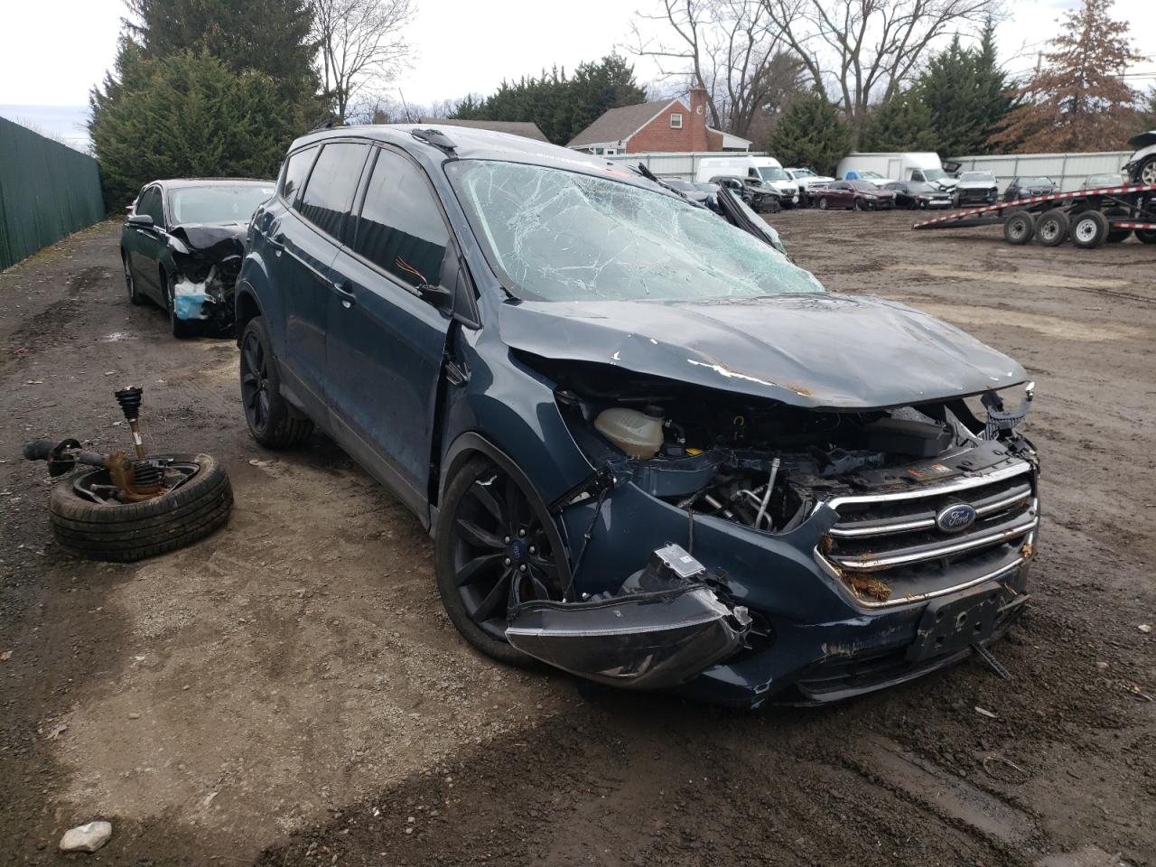 Photo 1 from auction – 2019 FORD ESCAPE SE with VIN 1FMCU9GD4KUA08981