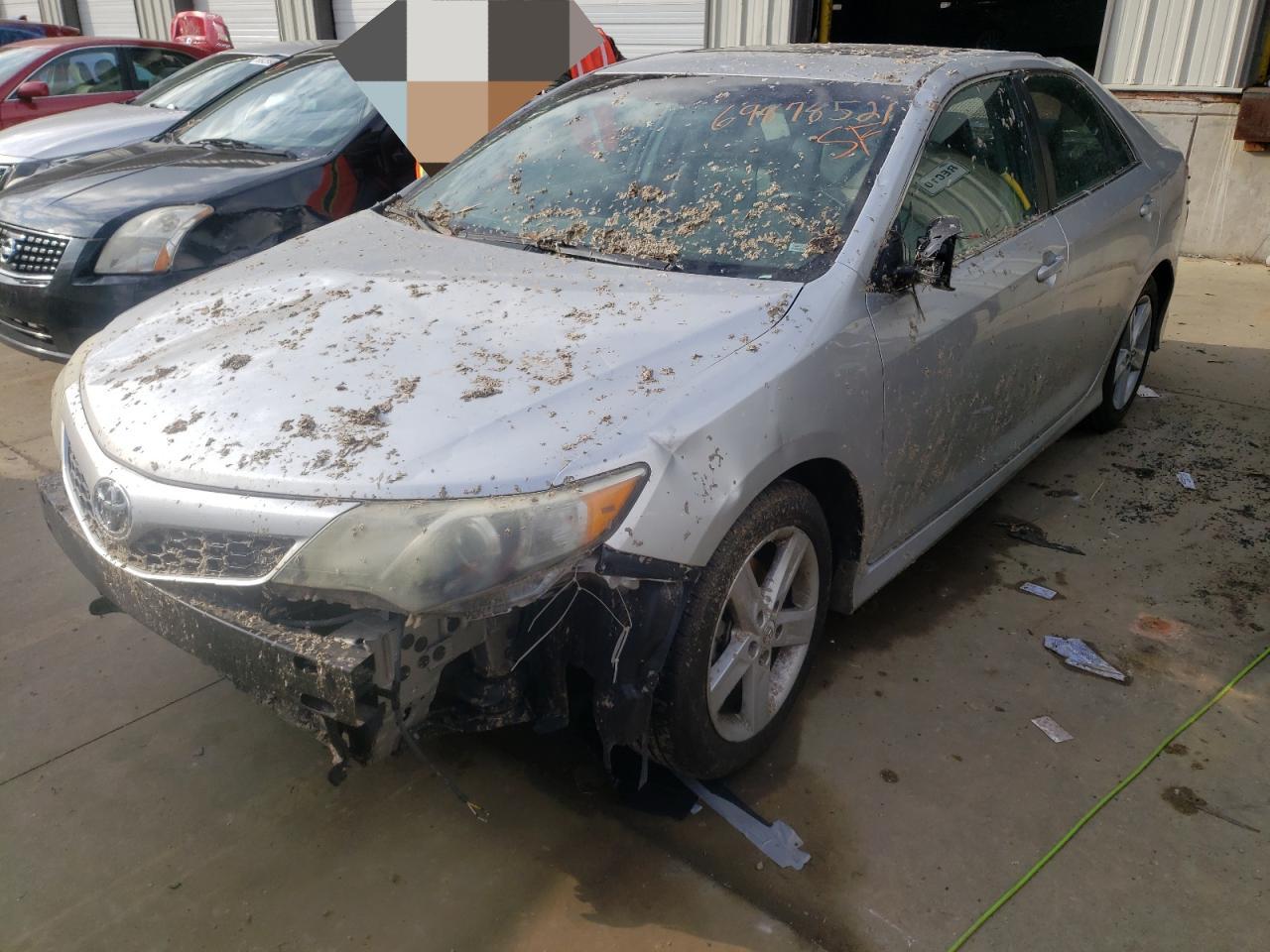 Photo 2 from auction – 2012 TOYOTA CAMRY BASE with VIN 4T1BF1FK9CU184353