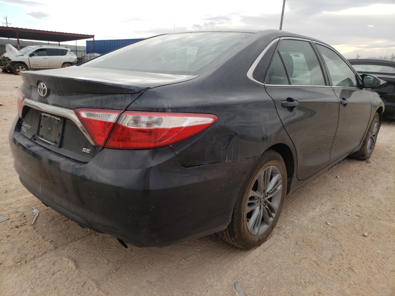Photo 4 from auction – 2016 TOYOTA CAMRY LE with VIN 4T1BF1FK4GU126382