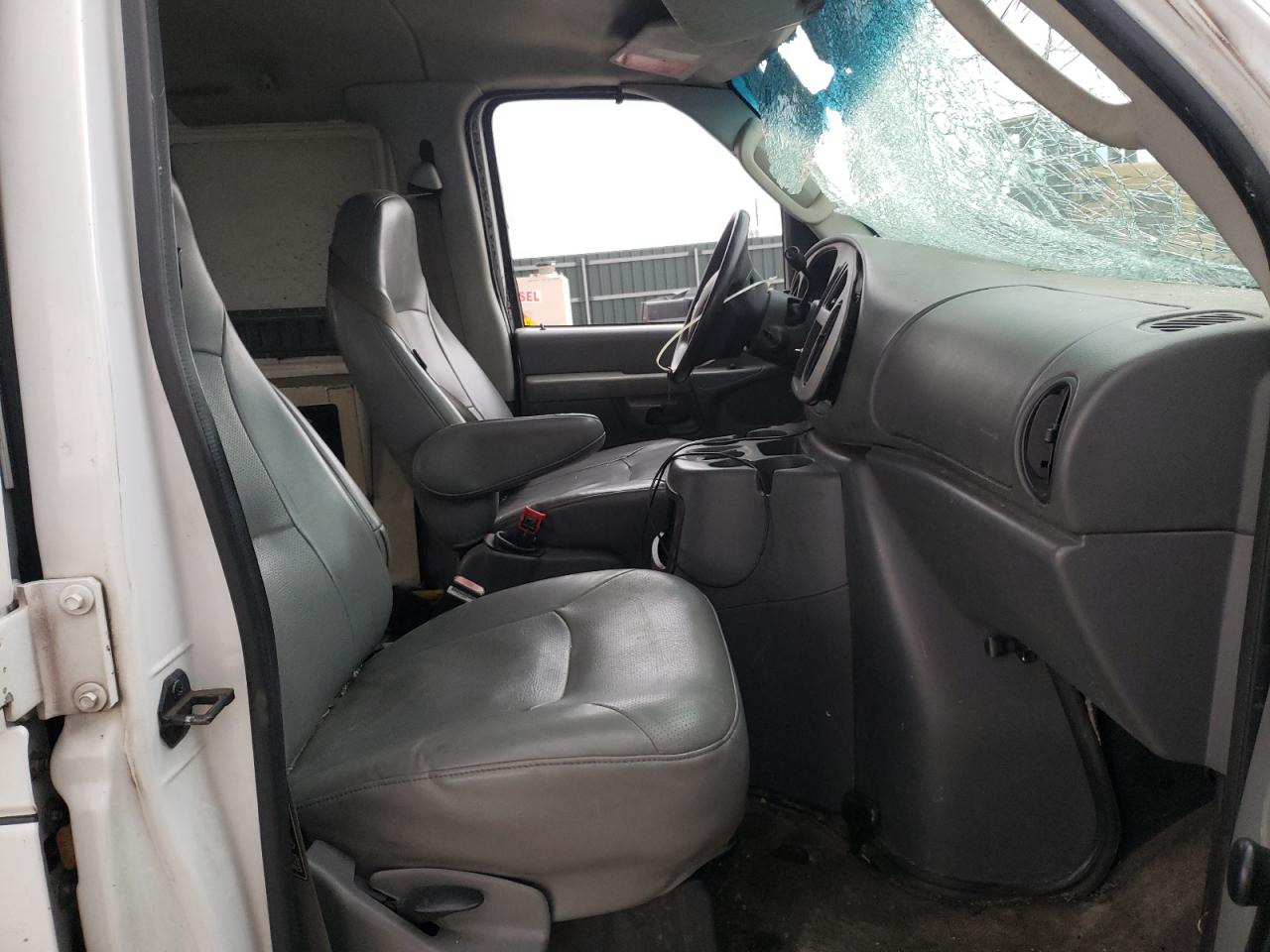Photo 5 from auction – 2003 FORD ECONOLINE with VIN 1FTSE34L13HA00109