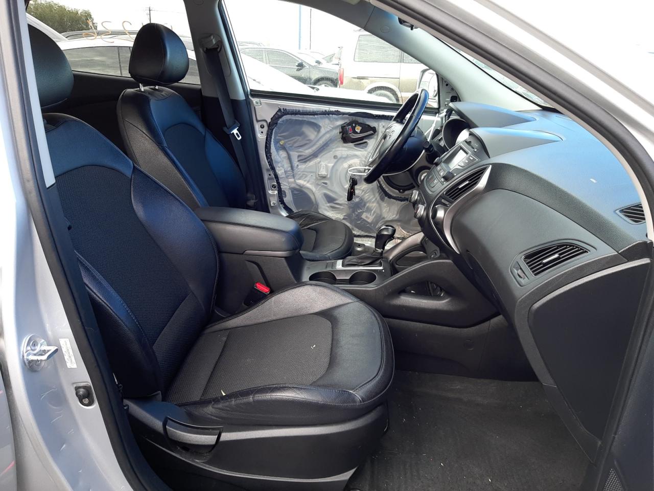 Photo 5 from auction – 2014 HYUNDAI TUCSON GLS with VIN KM8JUCAG3EU889944