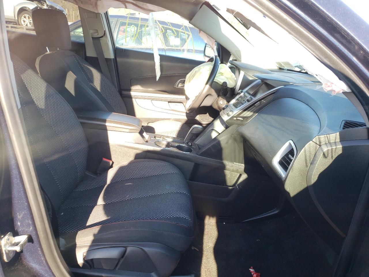 Photo 5 from auction – 2015 CHEVROLET EQUINOX LT with VIN 2GNFLFEK0F6308940