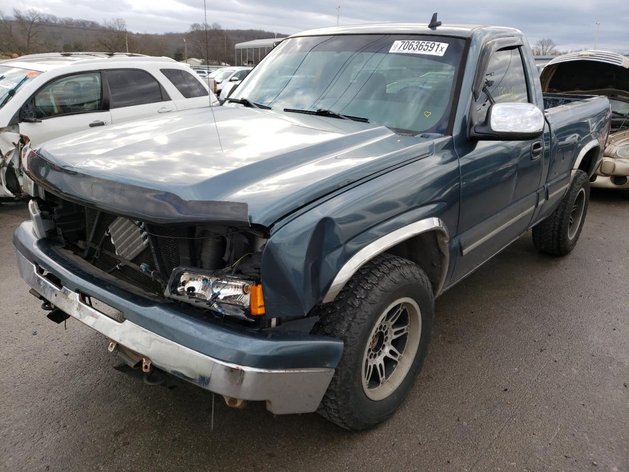 Photo 2 from auction – 2006 CHEVROLET SILVERADO with VIN 1GCEK14Z06Z263298