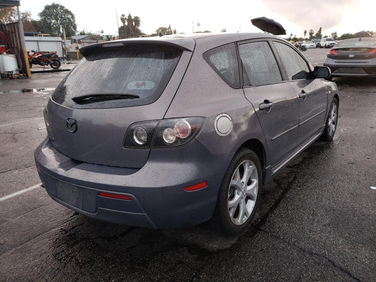 Photo 4 from auction – 2007 MAZDA 3 HATCHBAC with VIN JM1BK144371612865