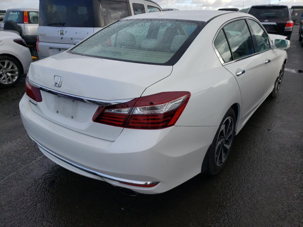 Photo 4 from auction – 2016 HONDA ACCORD EX with VIN 1HGCR2F76GA068554