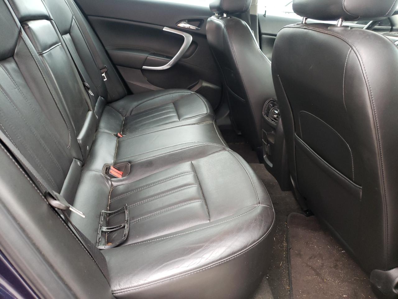 Photo 6 from auction – 2011 BUICK REGAL CXL with VIN 2G4GV5EV2B9196027