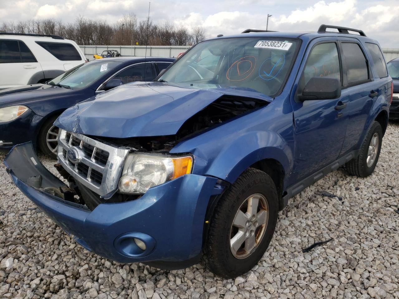 Photo 2 from auction – 2010 FORD ESCAPE XLT with VIN 1FMCU0DGXAKA03255