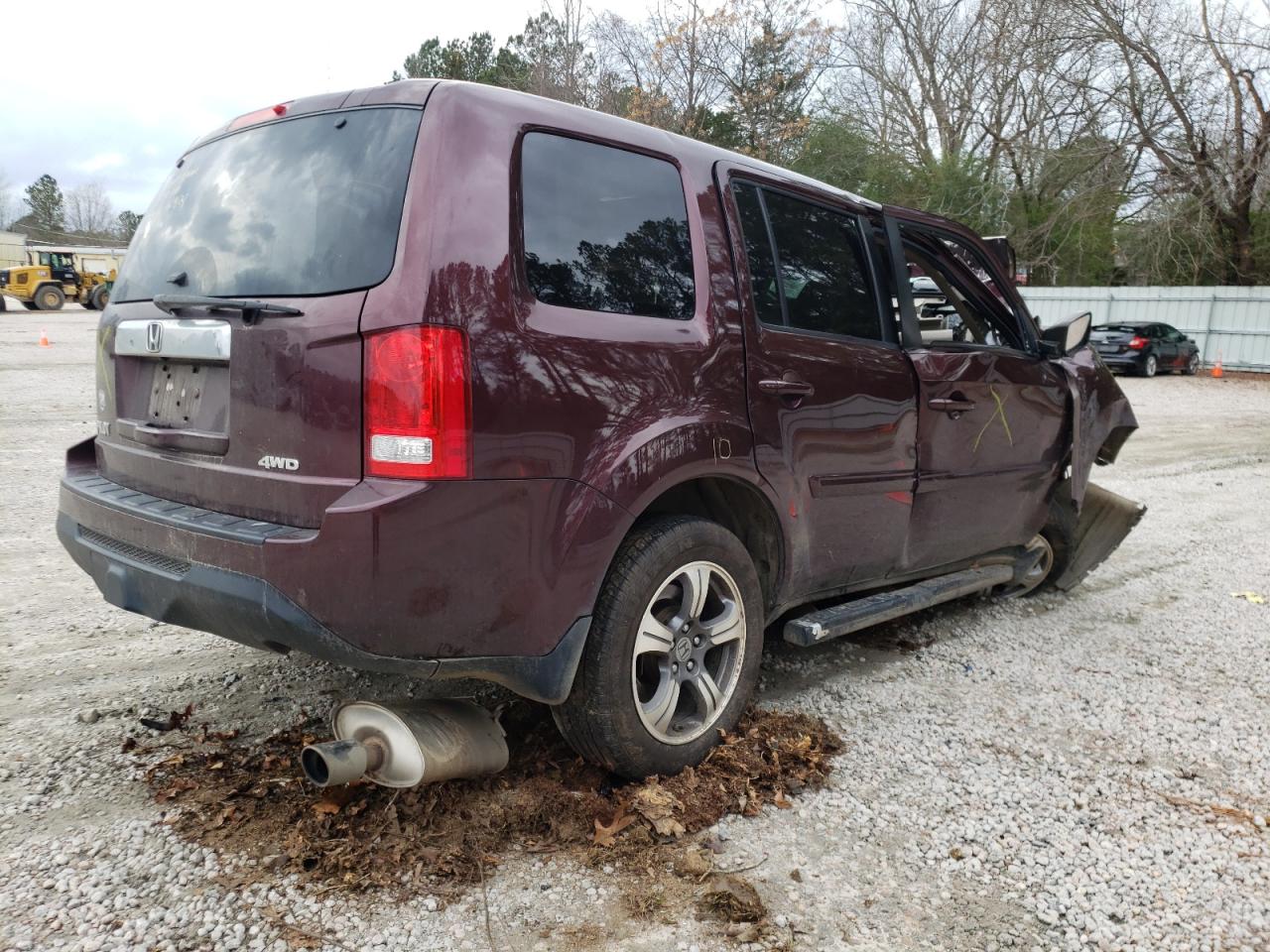 Photo 4 from auction – 2014 HONDA PILOT EX with VIN 5FNYF4H43EB053705