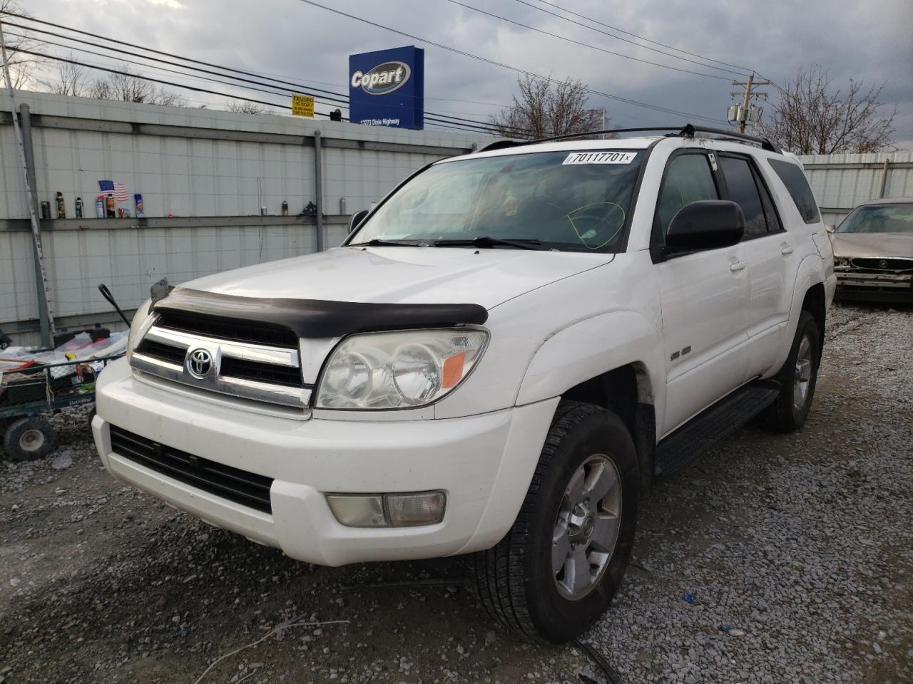 صورة رقم 2 من المزاد - 2005 TOYOTA 4RUNNER SR مع VIN JTEBU14RX50076551